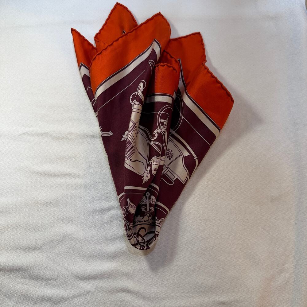 Rare Hermes Paris 'Ex Libris' 100% Silk Vintage Rolled Edge Pocket Square - Picture 2 of 5